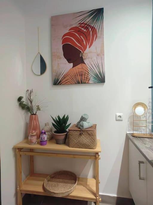 The Cozy Nest In Rhodes Town *